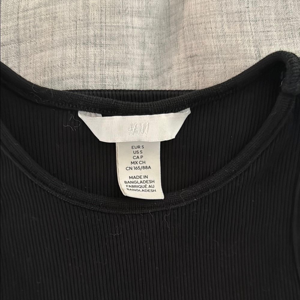 H&M Black Ribbed Top - Picture 2 of 5